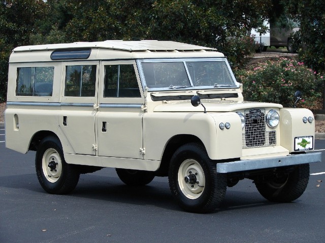 Land-Rover 109 series IIa 1961-1971