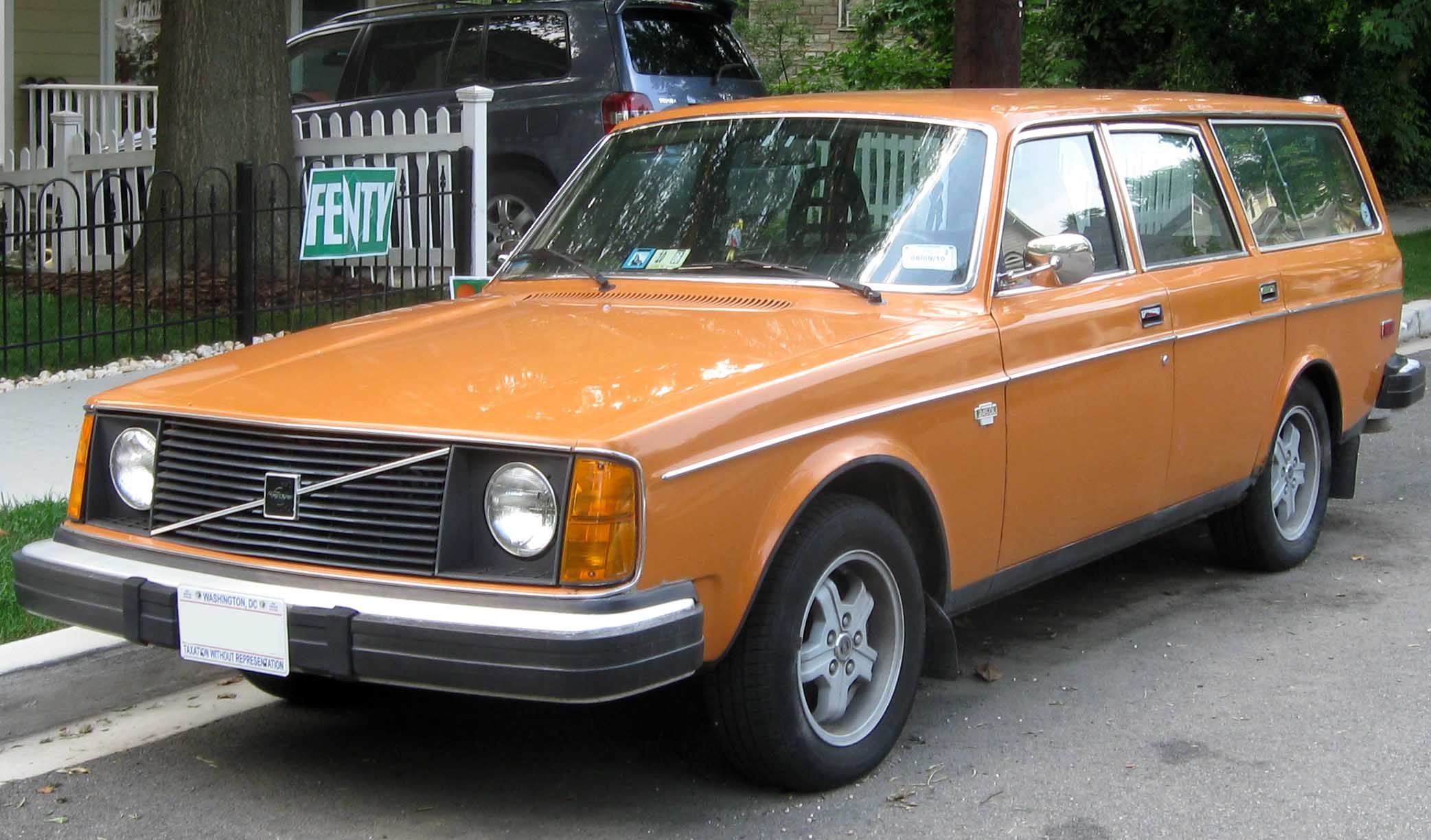 Volvo 245 1974-1979