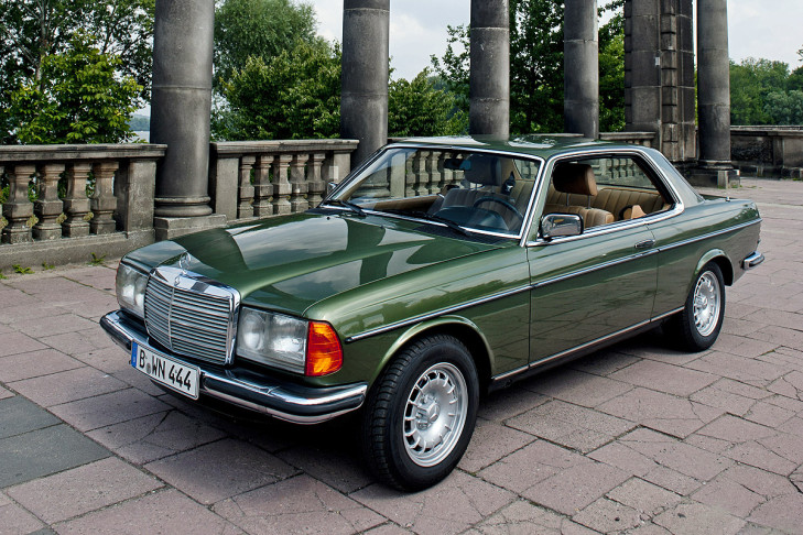 Mercedes 230 CE 1977-1986