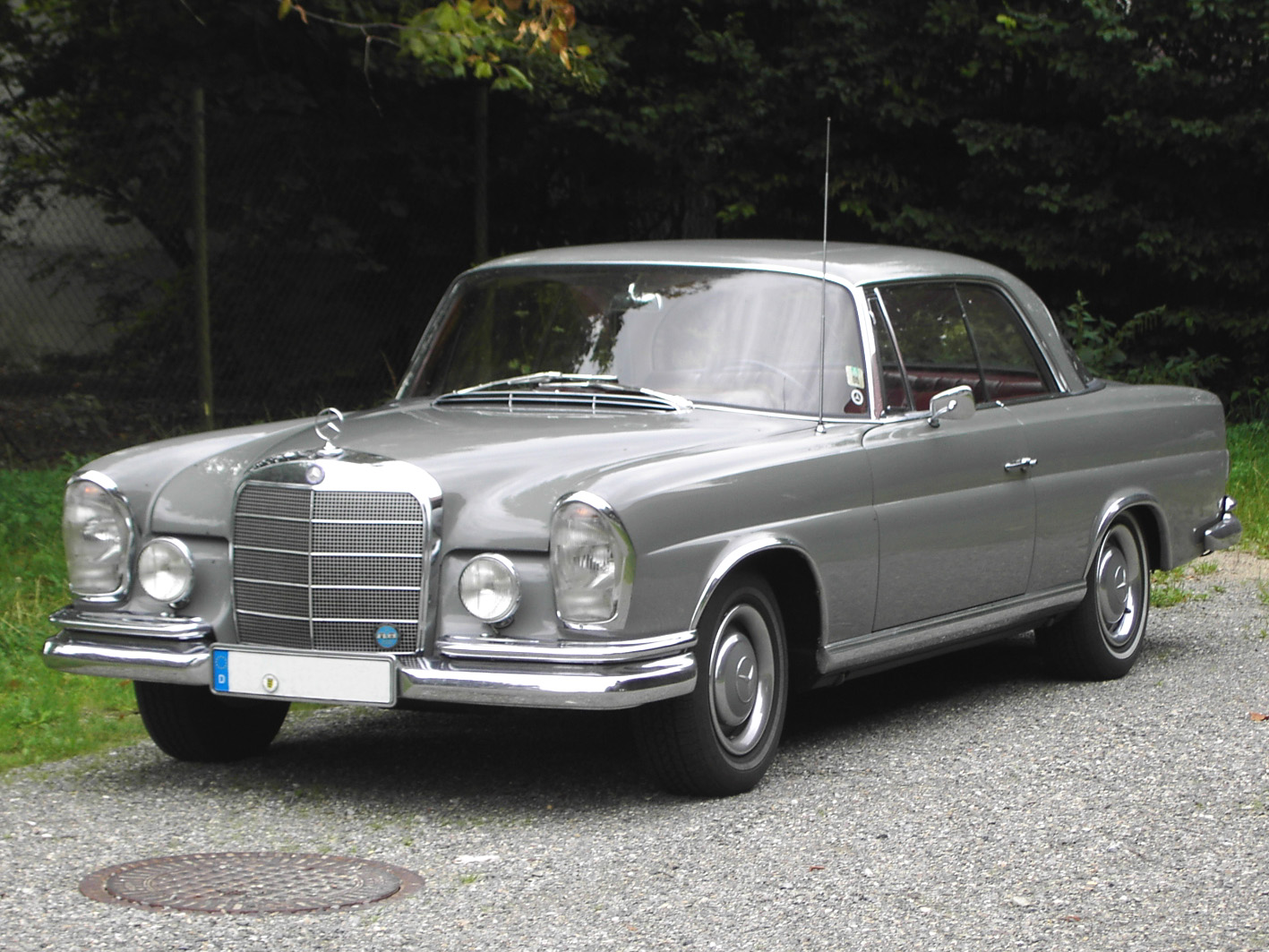 Mercedes 220 SE coupe 1961-1965