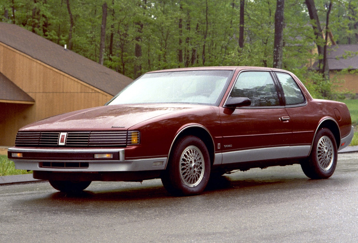 Oldsmobile Toronado 1985-1988